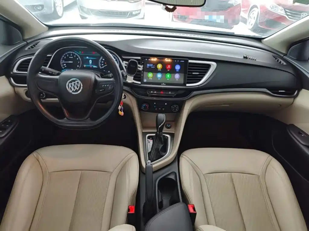Buick Excelle — миниатюра 10