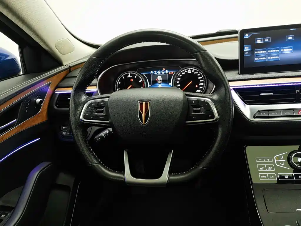 Hongqi Hongqi H5 — миниатюра 11