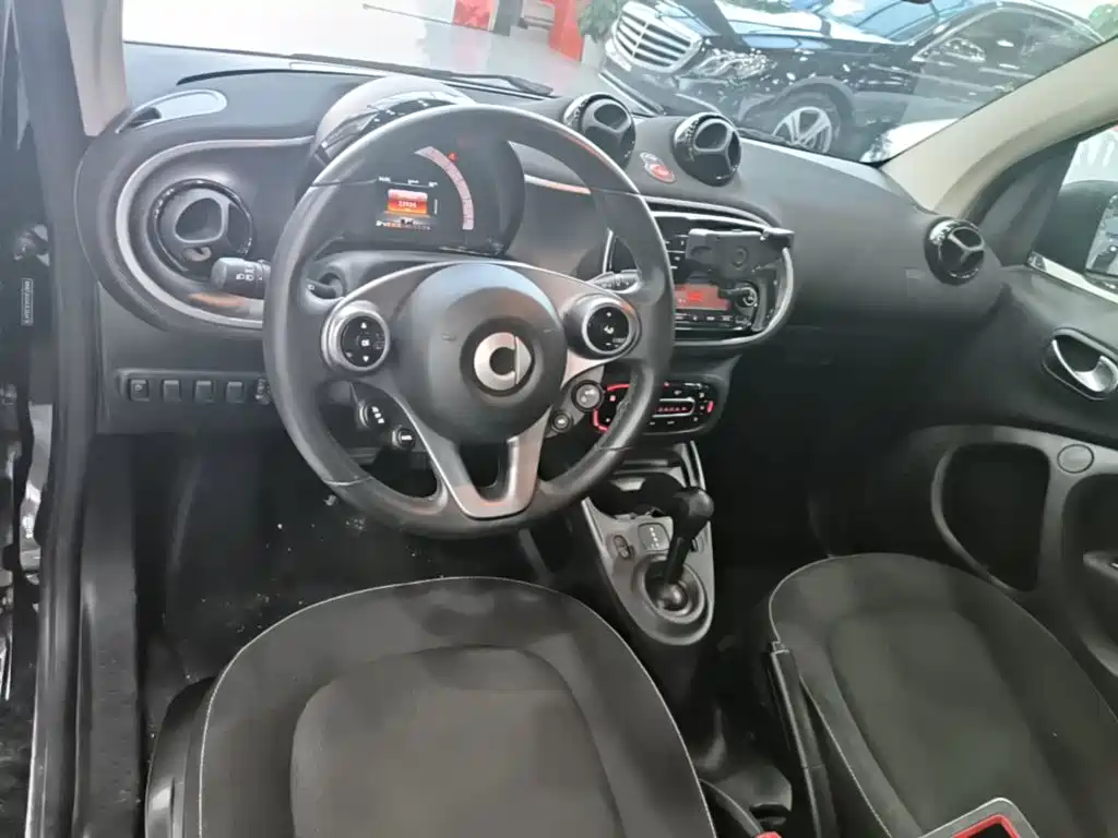 smart Smart Fortwo — миниатюра 10