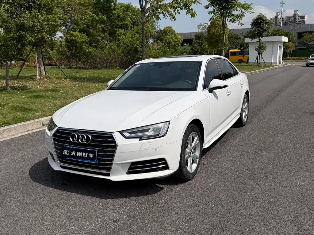 Audi A4L 2018