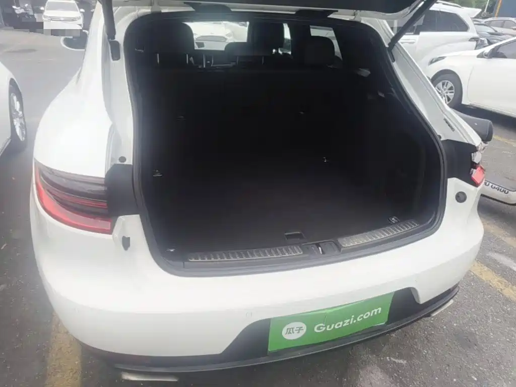 Porsche Macan — миниатюра 19