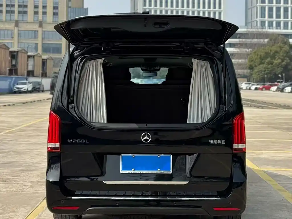 Mercedes-Benz V-Class — миниатюра 9