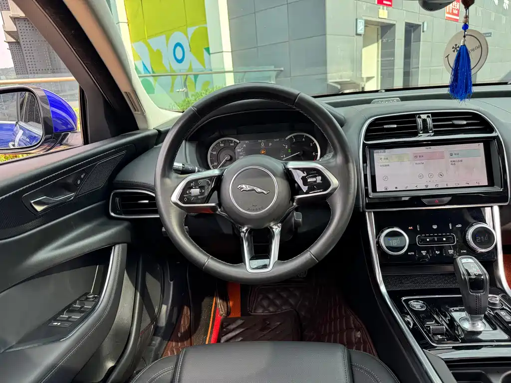 Jaguar XEL — миниатюра 23