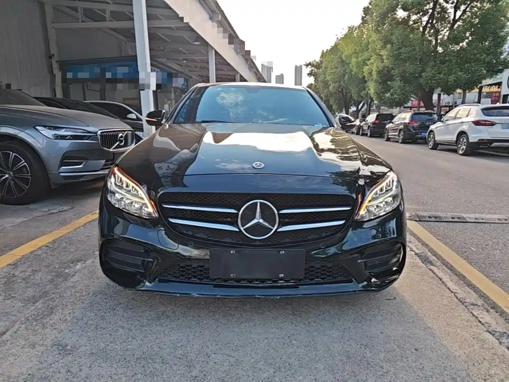 Mercedes-Benz C-Class — миниатюра 3