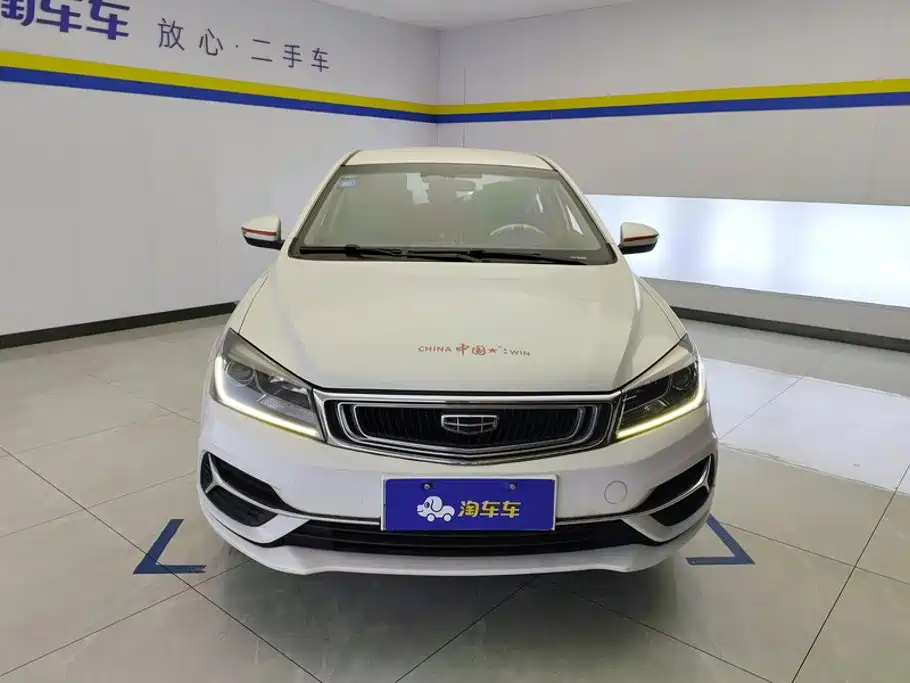 Geely Emgrand — миниатюра 2