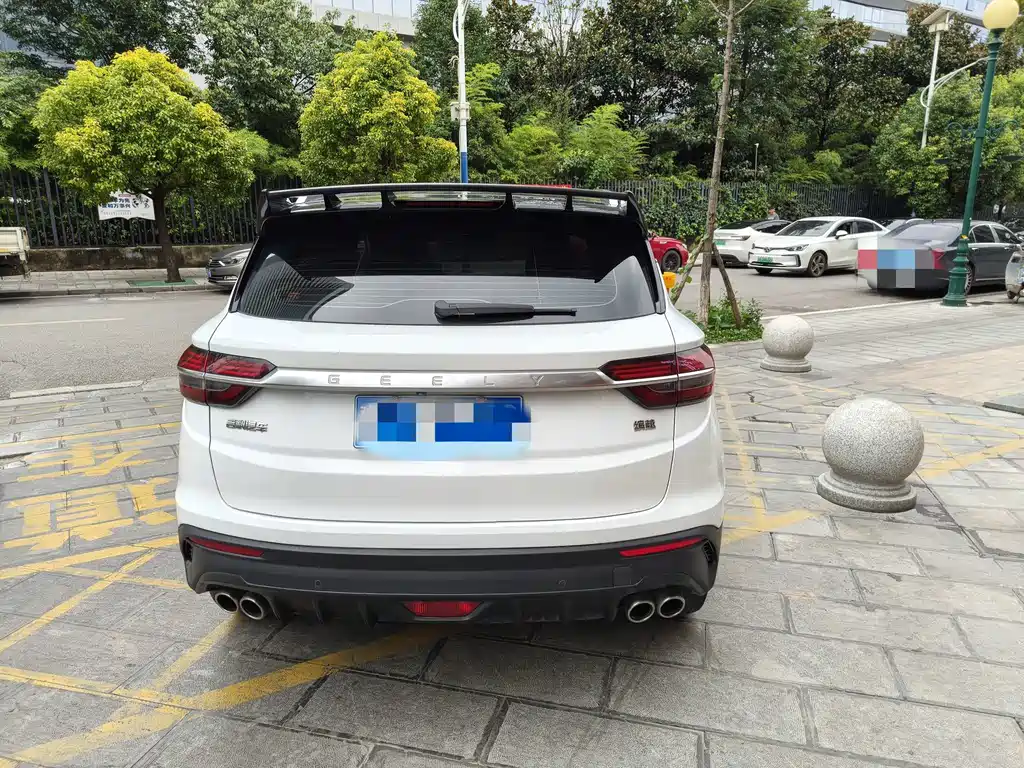 Geely Binyue — миниатюра 11
