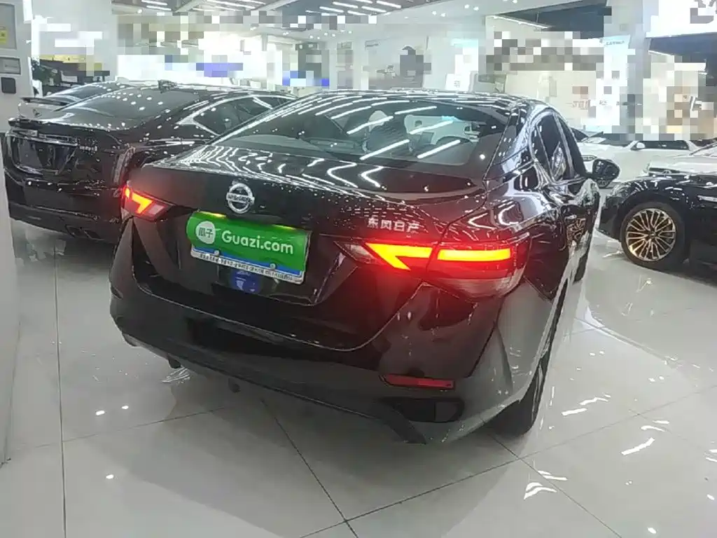 Nissan Sylphy — миниатюра 7