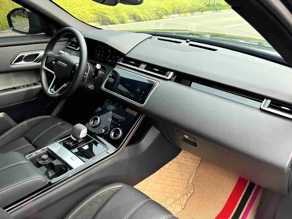 Land Rover Velar — миниатюра 12