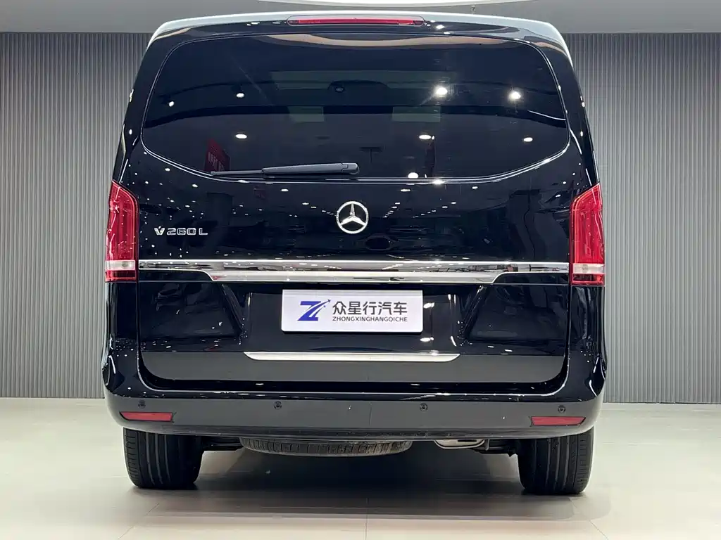 Mercedes-Benz V-Class — миниатюра 7