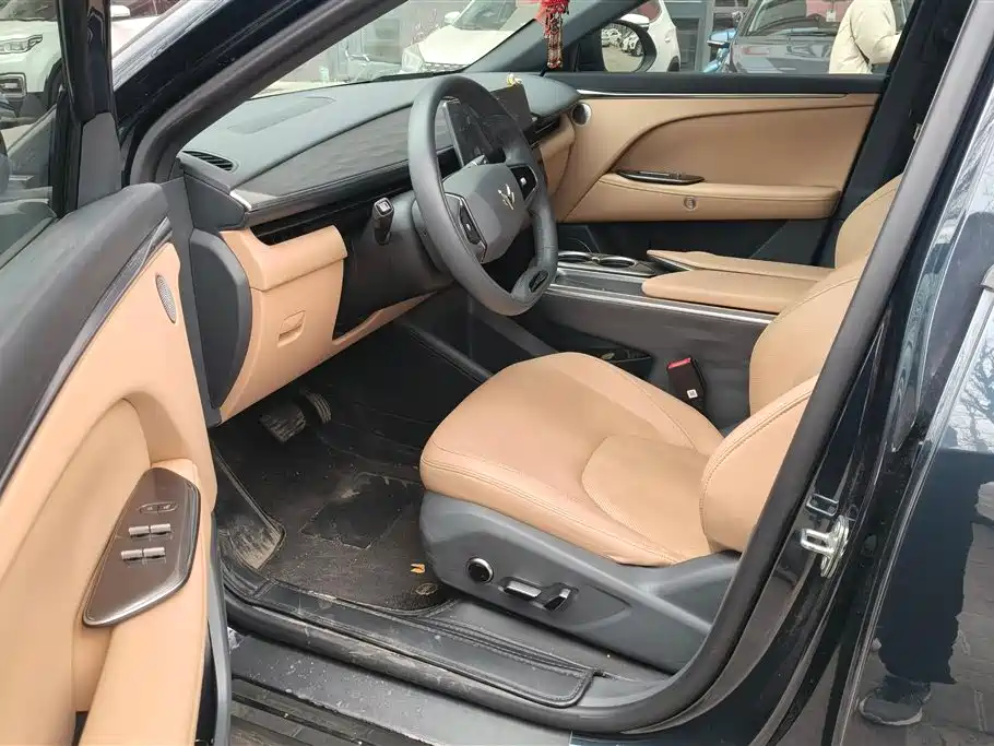 ARCFOX EXTREME FOX POLAR FOX ALPHA T5