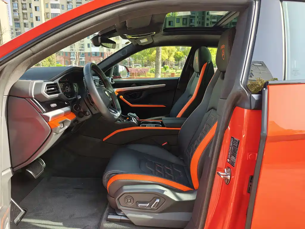 Lamborghini Urus SE 2025 4.0T Standard
