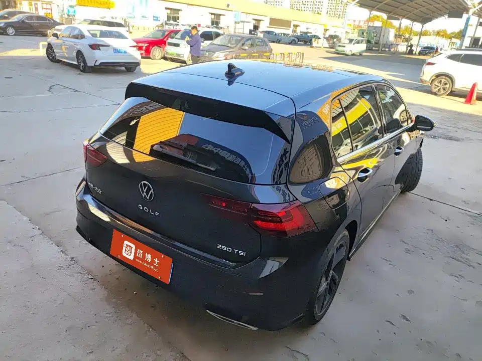 Volkswagen Golf — миниатюра 2
