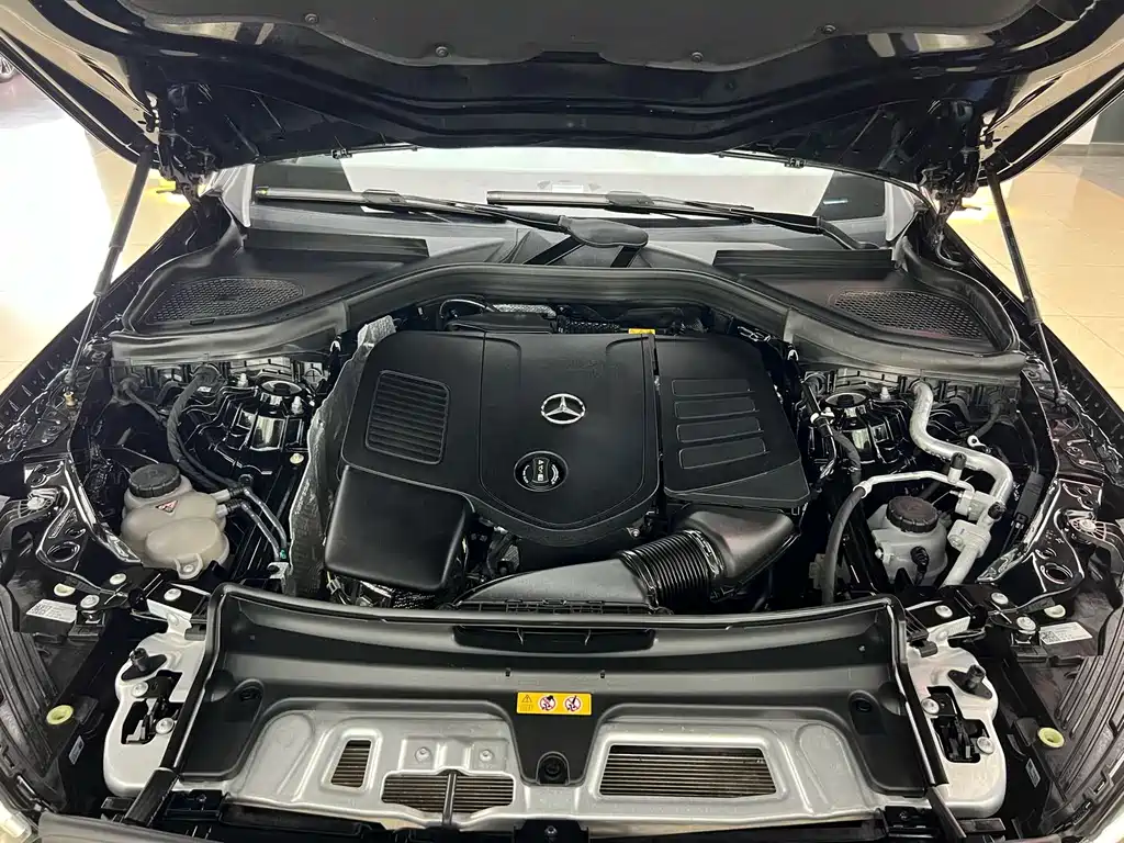 Mercedes-Benz GLC — миниатюра 24