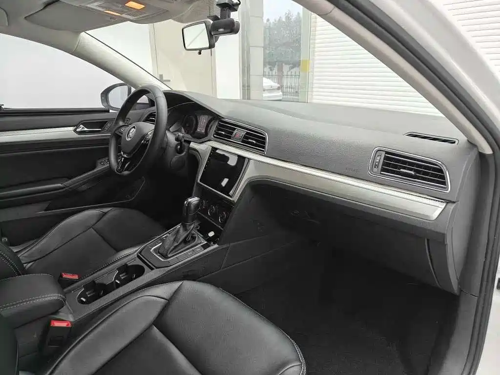Volkswagen Lamando — миниатюра 13