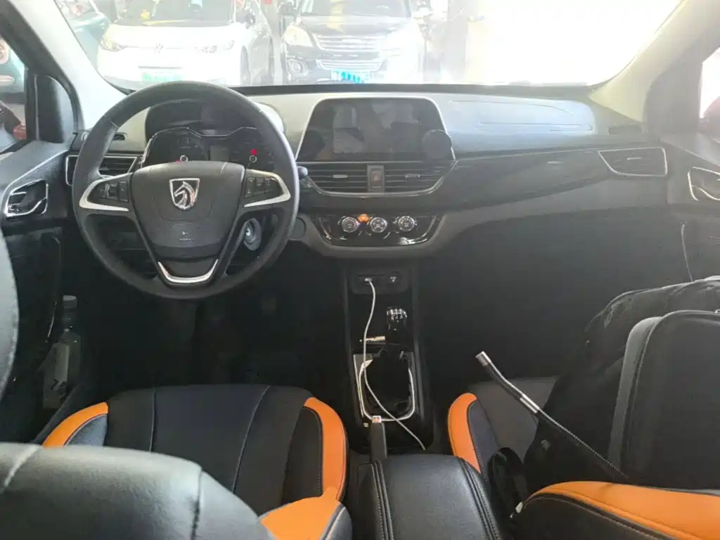 Baojun 310 — миниатюра 10