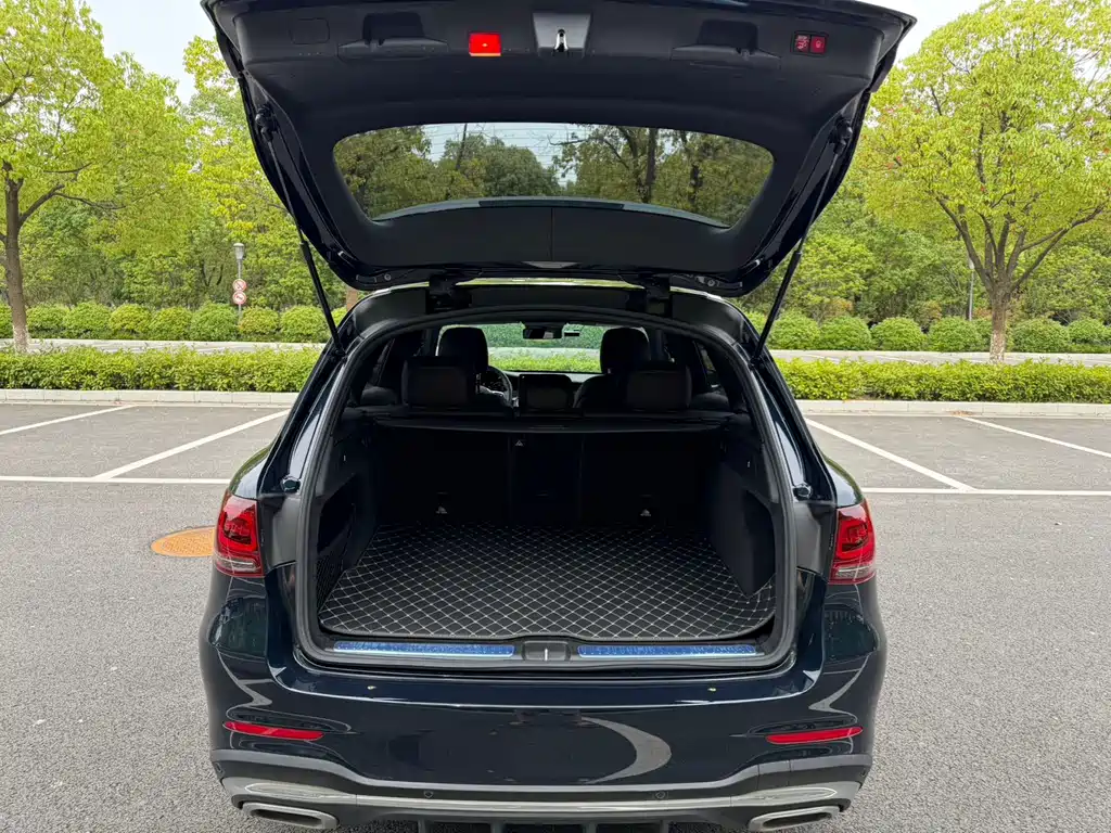 Mercedes-Benz GLC — миниатюра 23