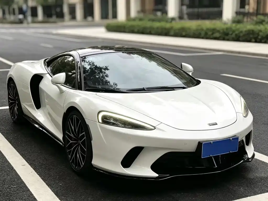 McLaren GT — миниатюра 2
