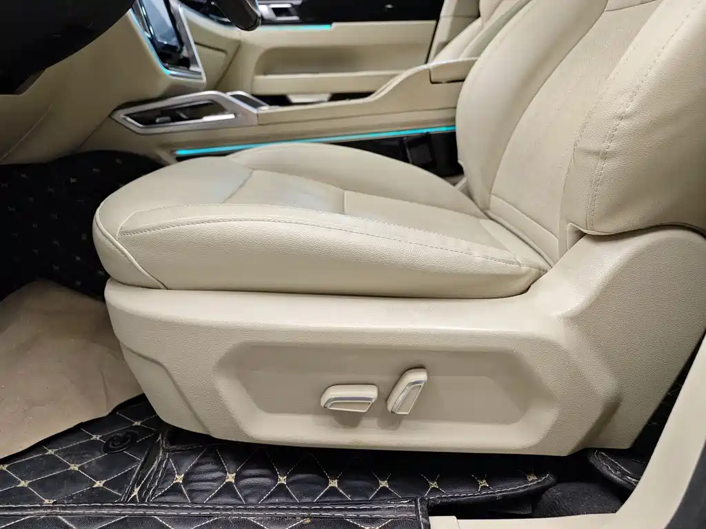 Zotye T700 2017 1.8T DCT Premium