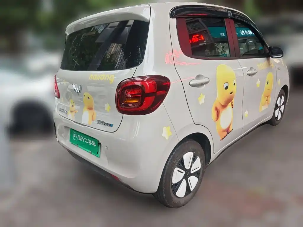 Wuling MINIEV — миниатюра 4
