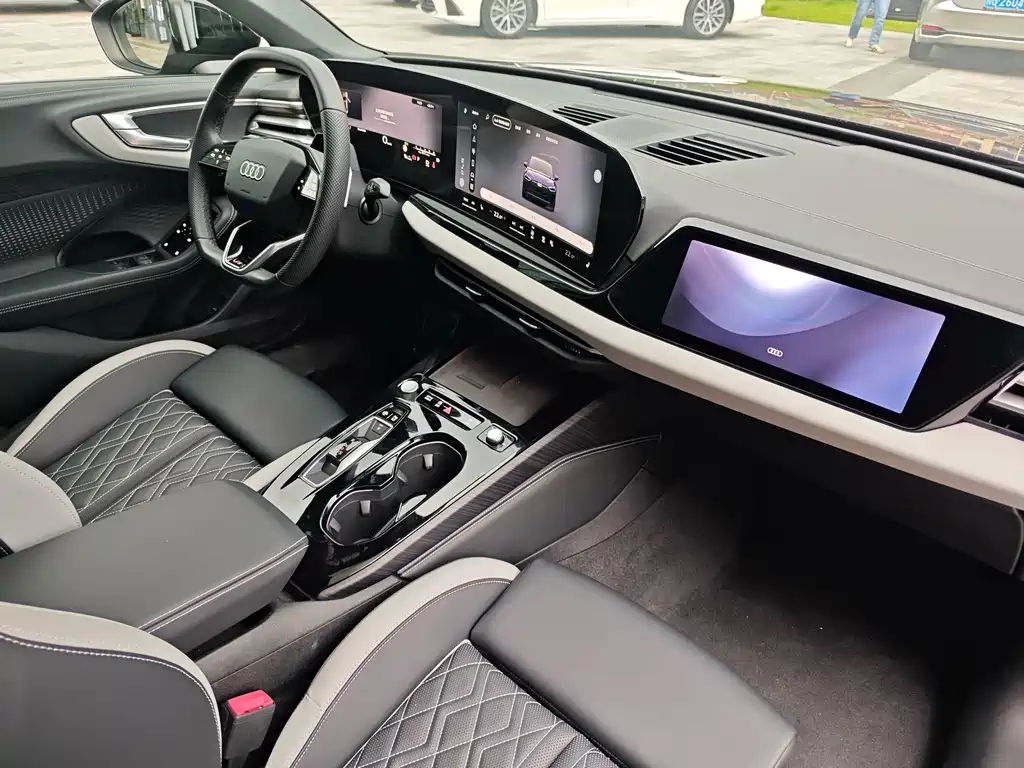 Audi A5L — миниатюра 25