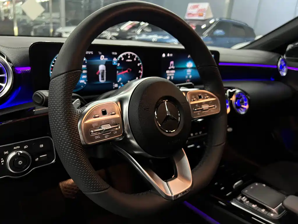 Mercedes-Benz A-Class A 2022 A 200 L Sport Fashion