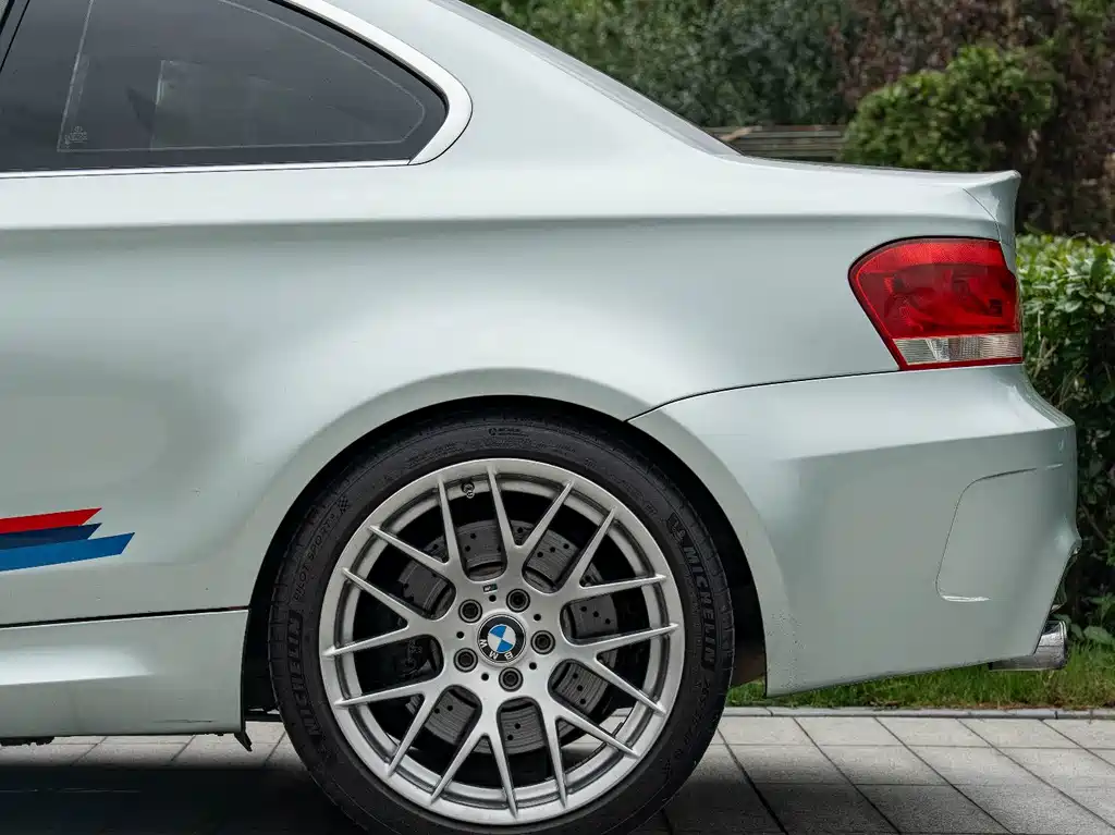 BMW 1 Series M — миниатюра 6