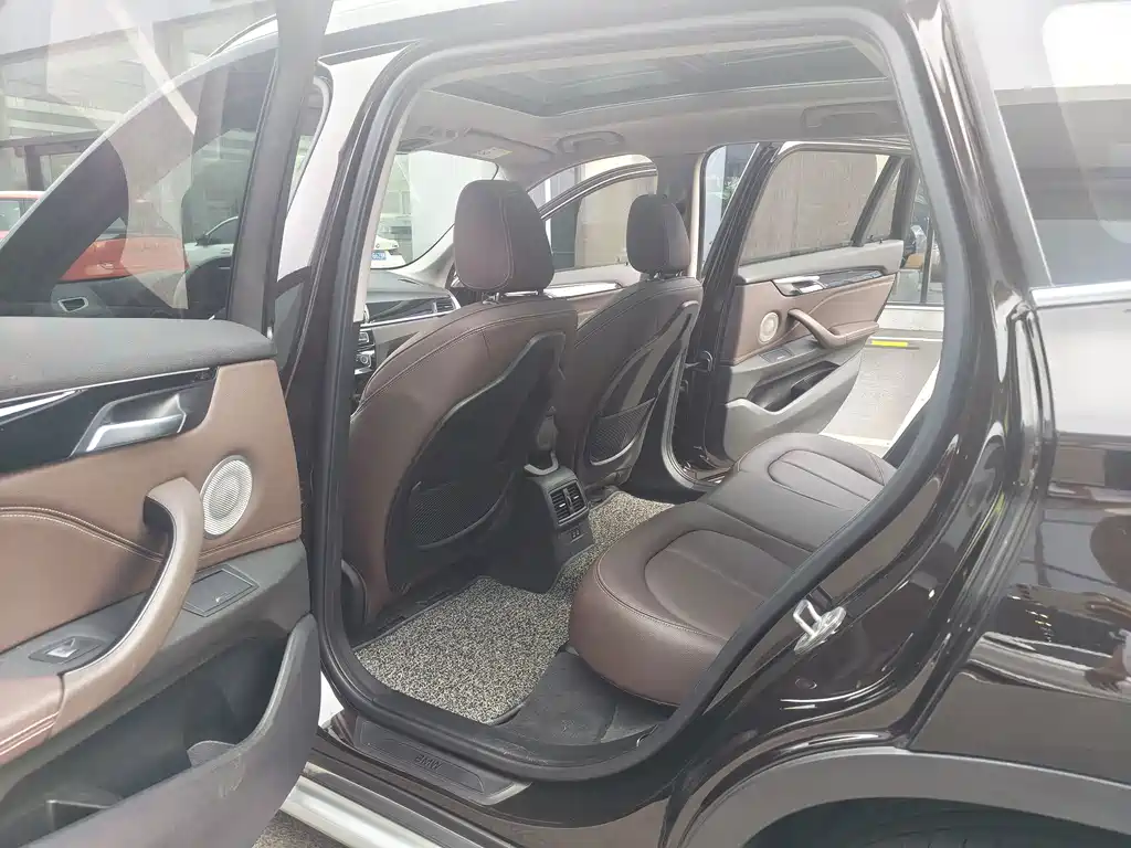 BMW X1 New Energy — миниатюра 10