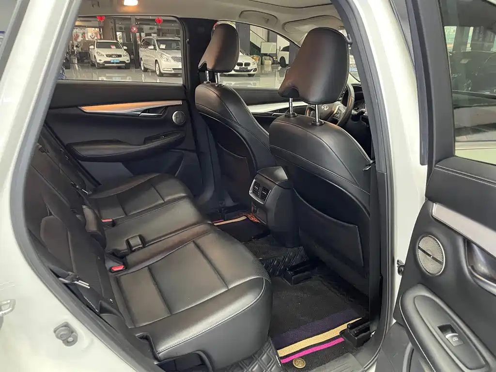 Infiniti QX50 — миниатюра 21