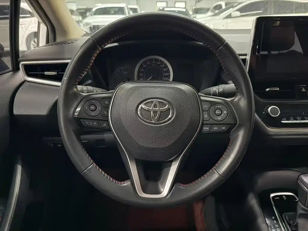 Toyota Corolla — миниатюра 6