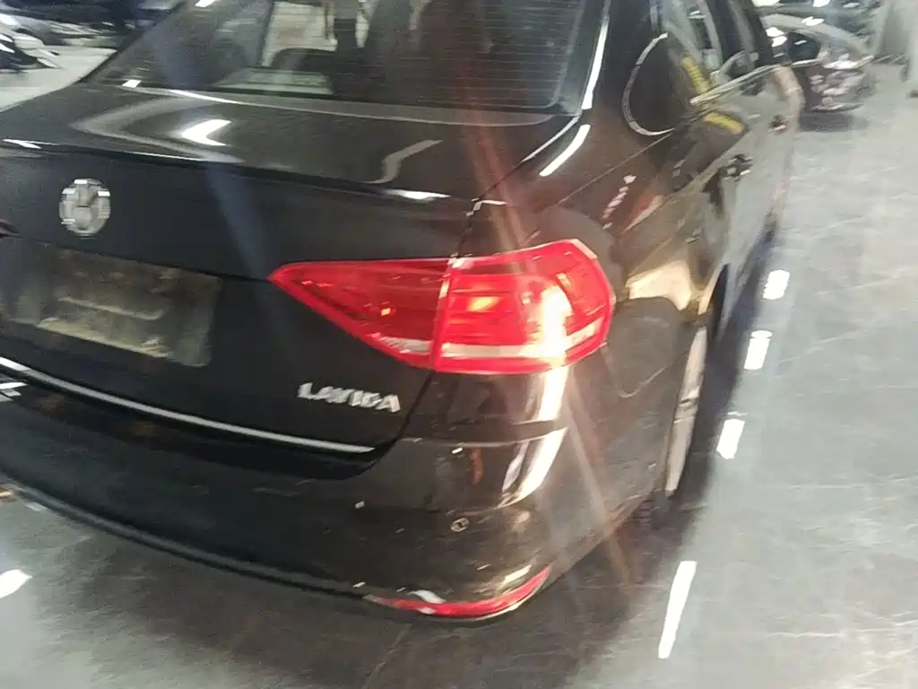 Volkswagen Lavida — миниатюра 8