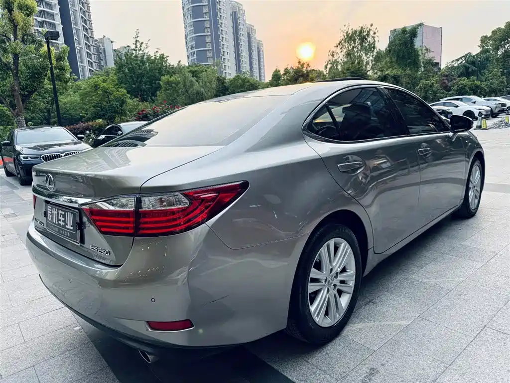 Lexus ES 2014 250 Elite