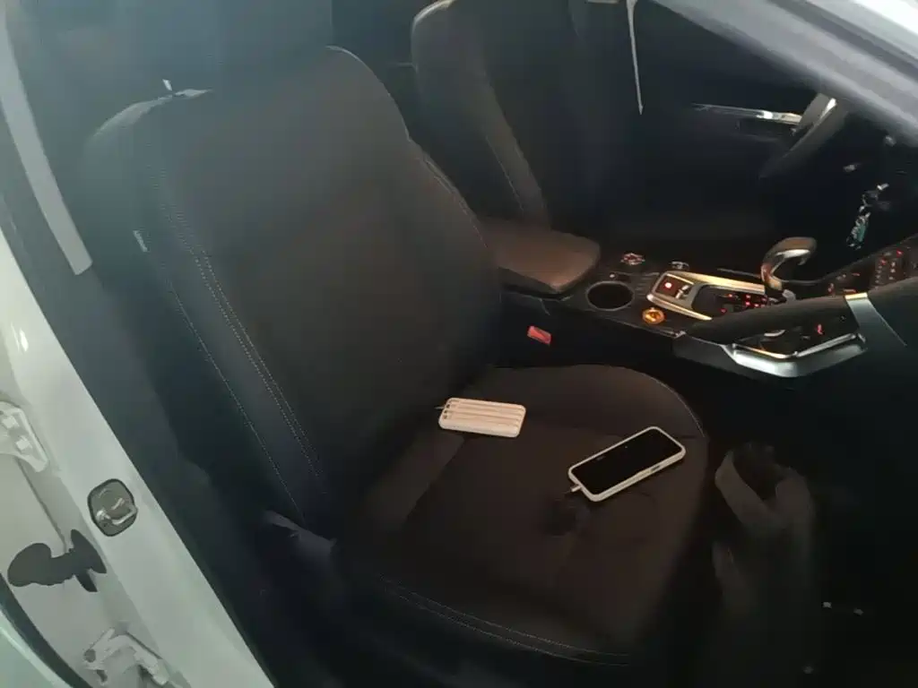 Peugeot 3008 — миниатюра 25