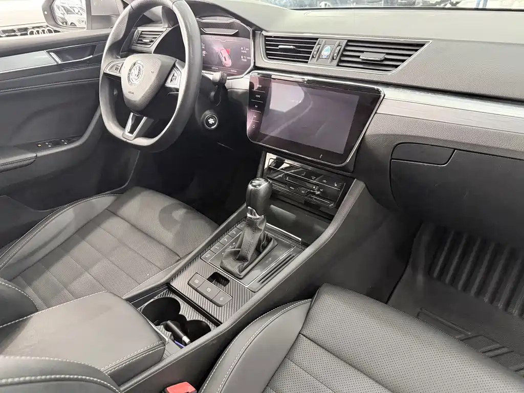 Skoda Superb 2022 TSI280 DSG Premium