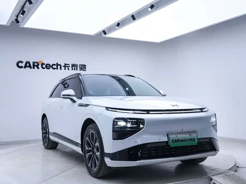 XPeng G9 — миниатюра 5