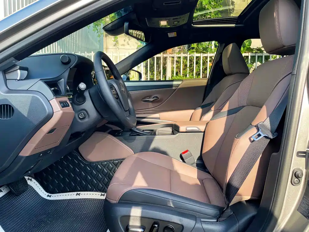Lexus ES — миниатюра 4