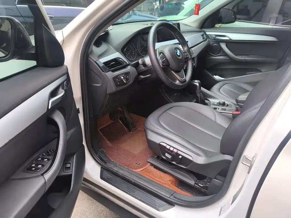 BMW X1 — миниатюра 14