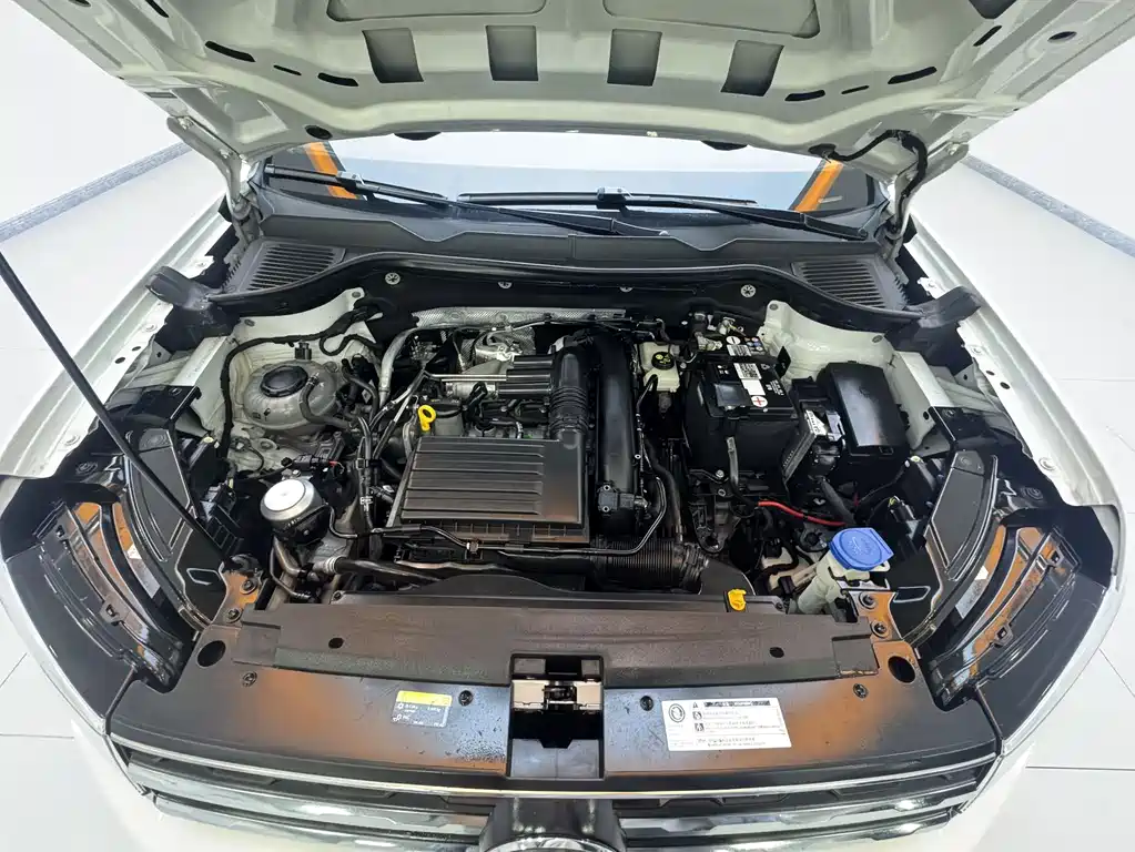 Volkswagen Tharu — миниатюра 7