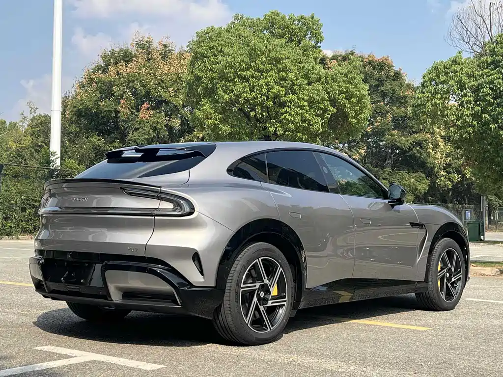 XIAOMI CAR XIAOMI YU7