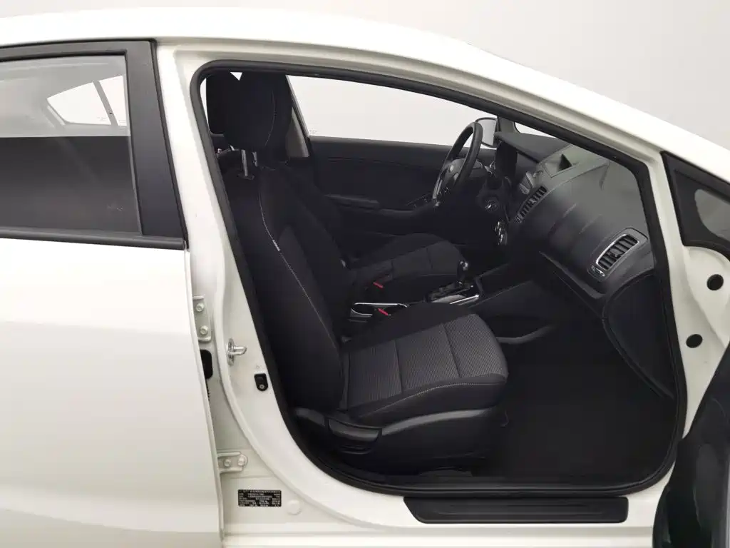 Kia K3 — миниатюра 23