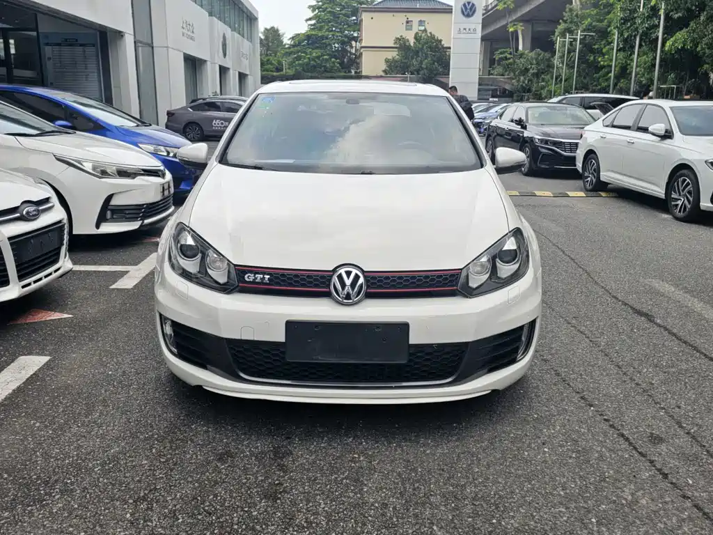 Volkswagen Golf GTI — миниатюра 2