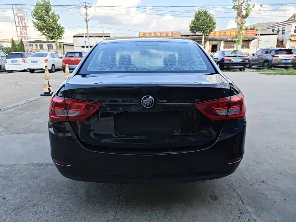 Buick Excelle — миниатюра 6