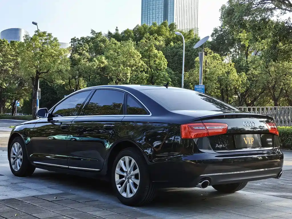 Audi A6L — миниатюра 7