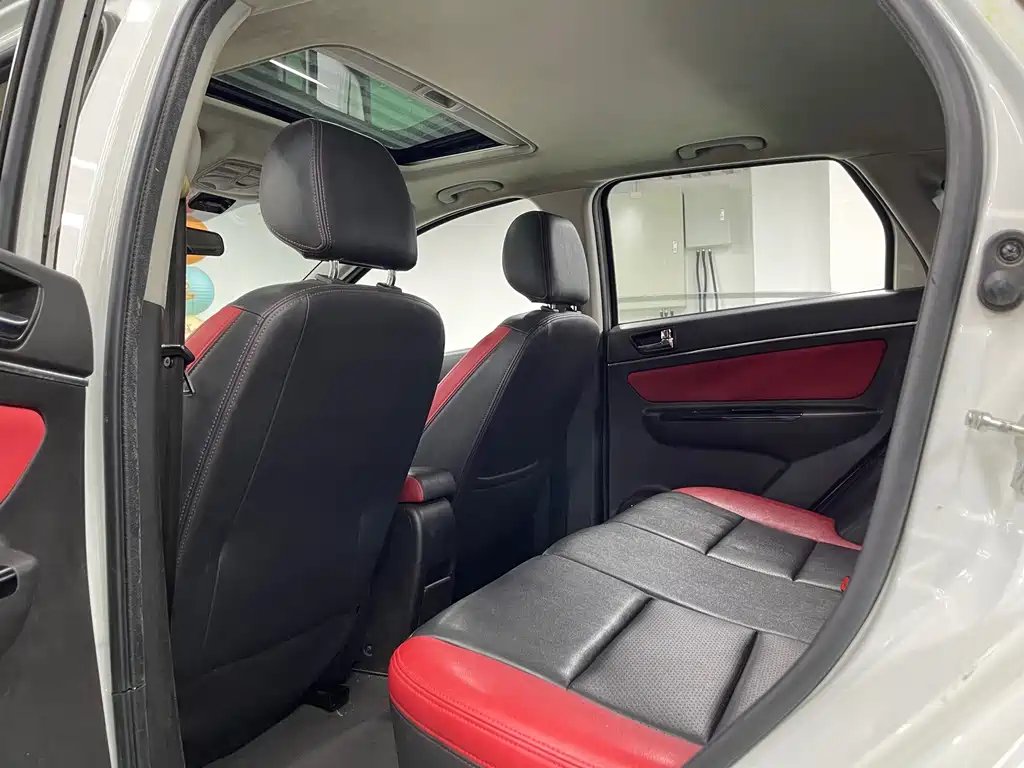 BAIC New Energy EX — миниатюра 20