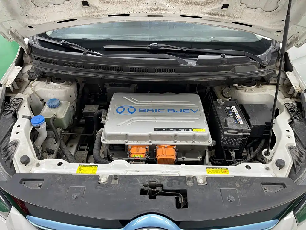 BAIC New Energy EX — миниатюра 28