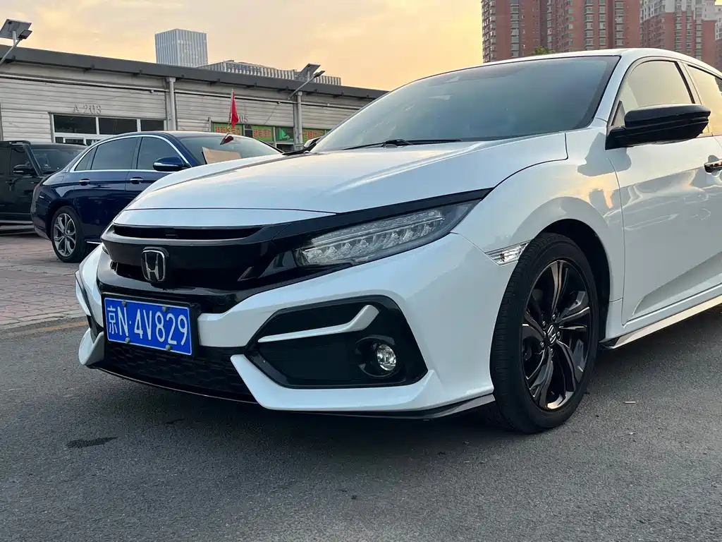 Honda Civic — миниатюра 6