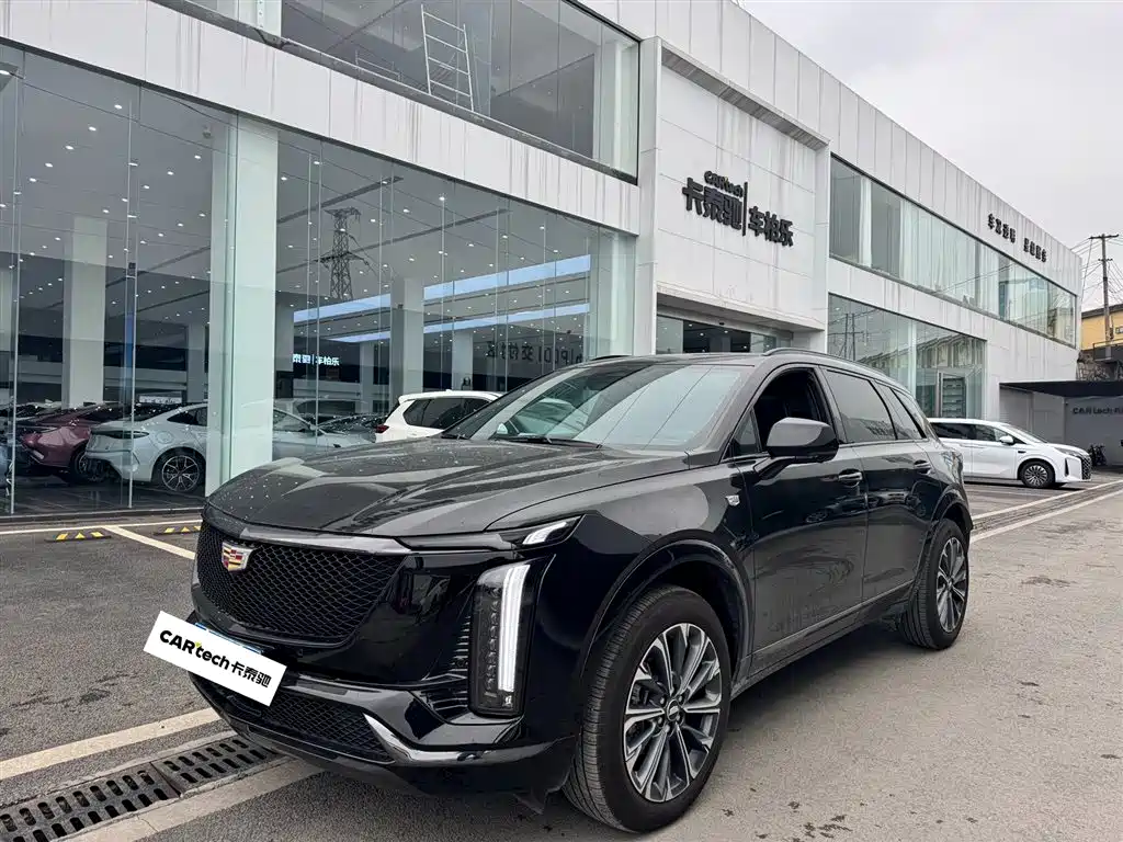 CADILLAC XT5