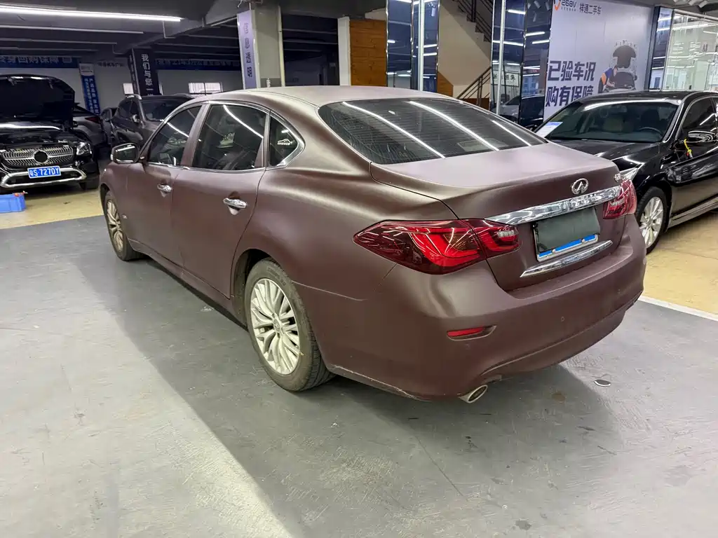 Infiniti Q70 — миниатюра 9