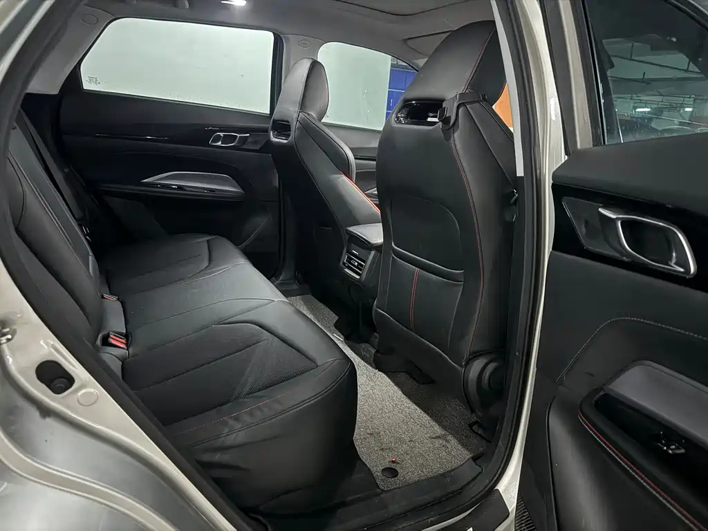 CHANGAN CHANGAN AUCHAN Z6