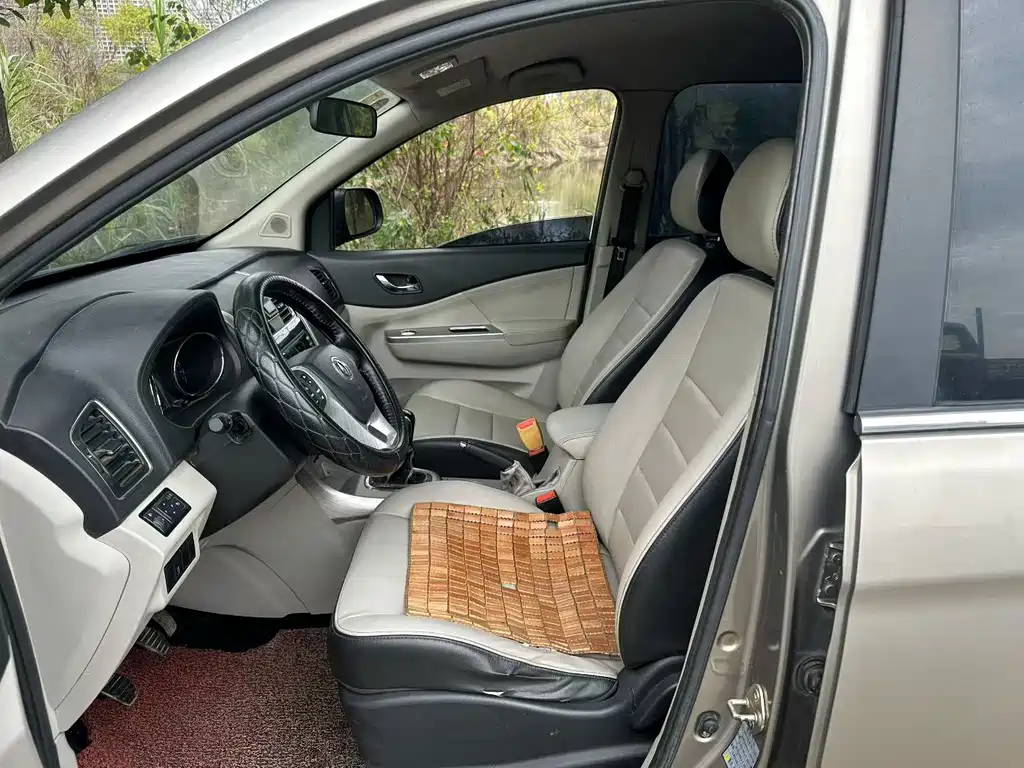 DONGFENG POPULAR S500