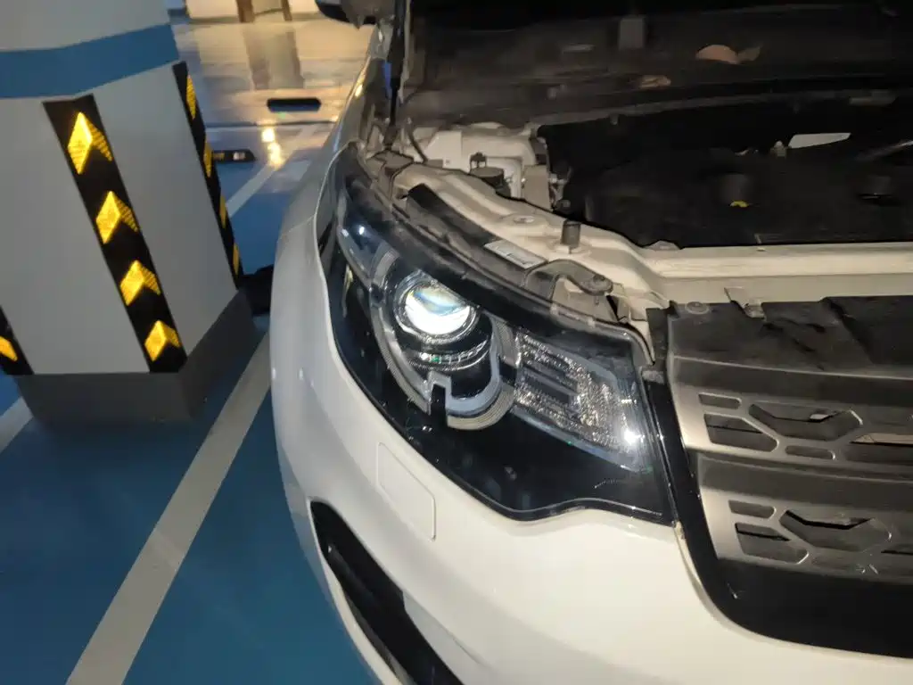 Land Rover Discovery Sport — миниатюра 7